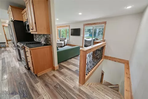 Entry Way - 219 Coulee Dr, Bozeman, MT 59718 photo 2 of 2