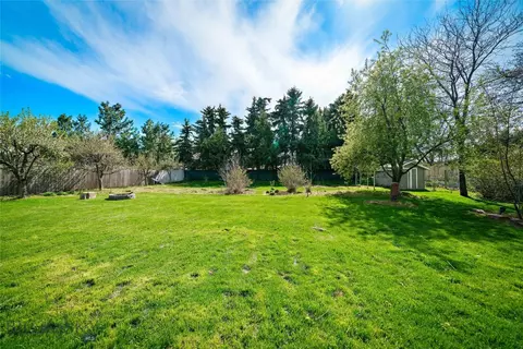 Exterior - 219 Coulee Dr, Bozeman, MT 59718 photo 3 of 10