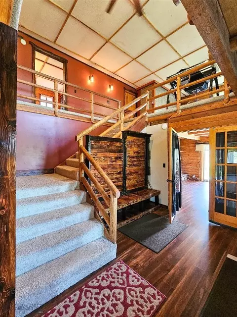 Entry Way - 84 Hwy 191, Big Timber, MT 59011 photo 6 of 8