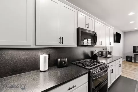 Kitchen - 1501 Deadwood, Belgrade, MT 59714 photo 4 of 10