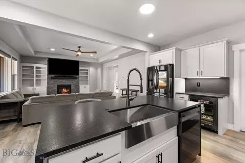 Kitchen - 1501 Deadwood, Belgrade, MT 59714 photo 6 of 10