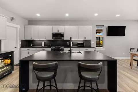 Kitchen - 1501 Deadwood, Belgrade, MT 59714 photo 3 of 10