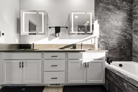 Bath - 1501 Deadwood, Belgrade, MT 59714 photo 9 of 15
