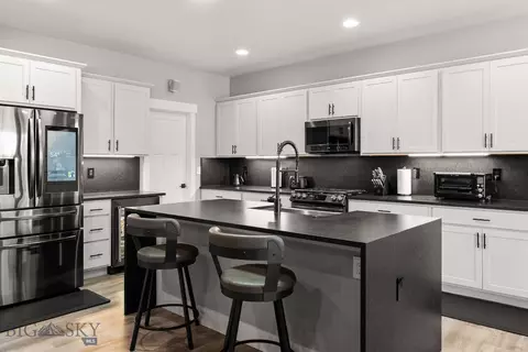Kitchen - 1501 Deadwood, Belgrade, MT 59714 photo 8 of 10