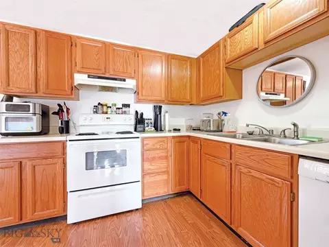 Kitchen - 23 Sunrise St, Dillon, MT 59725 photo 1 of 2
