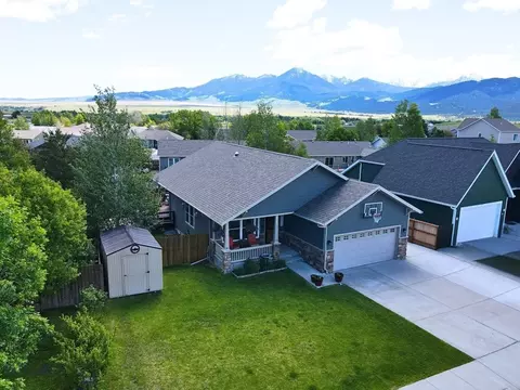 712 Quasar Ln, Livingston, MT 59047