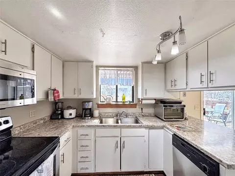 Kitchen - 108 Cloudrest, Dillon, MT 59725 photo 1 of 1
