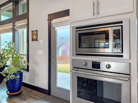 Kitchen - 4117 Moonstone Dr, Bozeman, MT 59718 photo 7 of 8