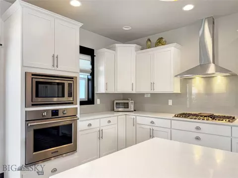 Kitchen - 4117 Moonstone Dr, Bozeman, MT 59718 photo 6 of 8
