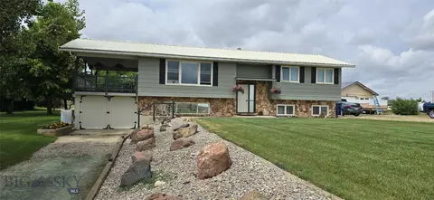 112 6th Ave N, Winifred, MT 59489