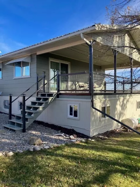 Exterior - 112 6th Ave N, Winifred, MT 59489 photo 2 of 5