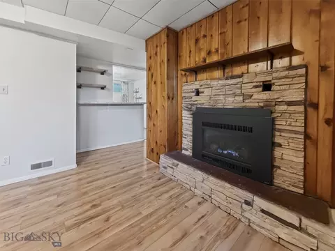 Living - 1302 S 3rd, Bozeman, MT 59715 photo 7 of 7