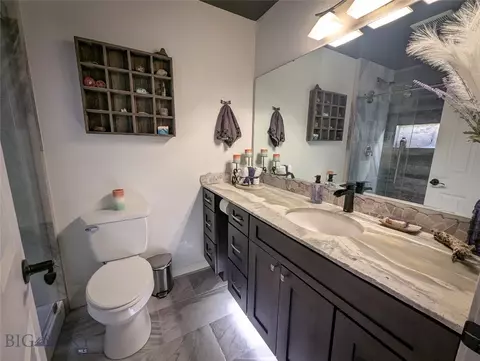 Bath - 306 E Granite Ave, Bozeman, MT 59718 photo 4 of 6
