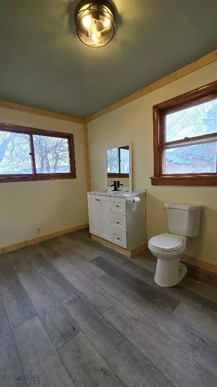 Bath - 5 Front St, Alder, MT 59710 photo 3 of 4