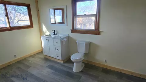 Bath - 5 Front St, Alder, MT 59710 photo 4 of 4