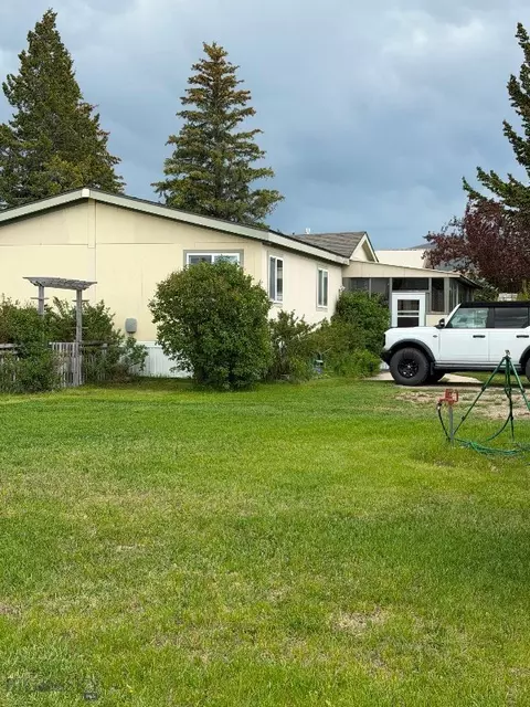 514 N Harrison St, Lima, MT 59739