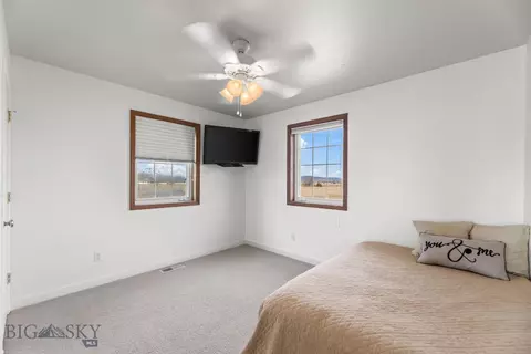 Bedroom - 605 E Cameron Brg, Bozeman, MT 59718 photo 3 of 3