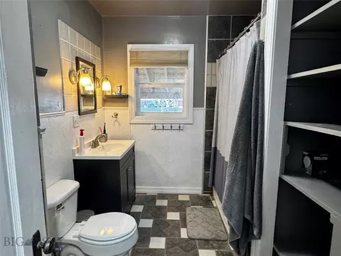 Bath - 434 E Dillon St, Dillon, MT 59725 photo 1 of 1