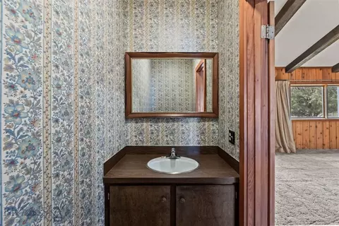Bath - 200 E Armitage, Ennis, MT 59729 photo 5 of 5