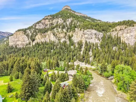 140 Luhn, Gallatin Gateway, MT 59730