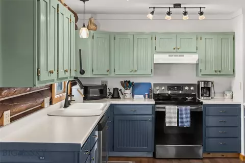 Kitchen - 515 2nd Ave W, Three Forks, MT 59752 photo 1 of 6