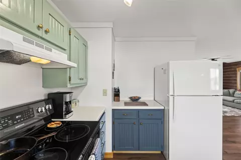 Kitchen - 515 2nd Ave W, Three Forks, MT 59752 photo 3 of 6