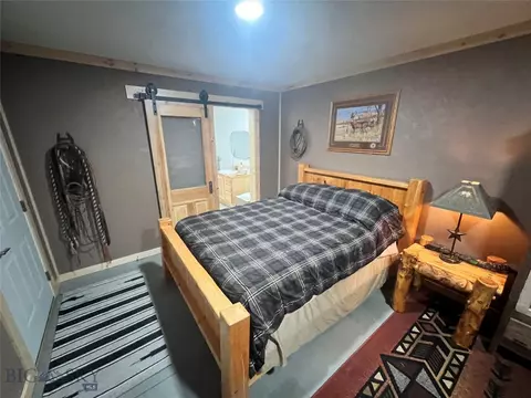 Bedroom - 7535 Birch Creek Rd, Dillon, MT 59725 photo 2 of 3