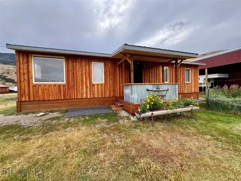 Exterior - 7535 Birch Creek Rd, Dillon, MT 59725 photo 2 of 7