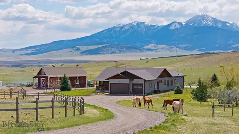 72 Basin Trl, Livingston, MT 59047
