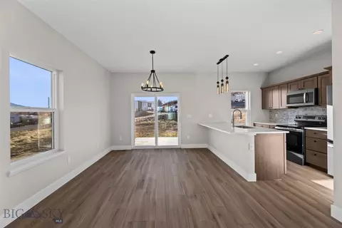 611 N L St, Livingston, MT 59047