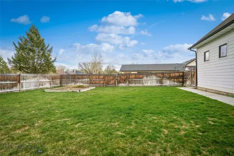 Exterior - 314 Cedar St, Manhattan, MT 59741 photo 2 of 6