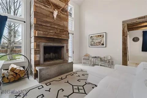 Living - 314 Cedar St, Manhattan, MT 59741 photo 2 of 6