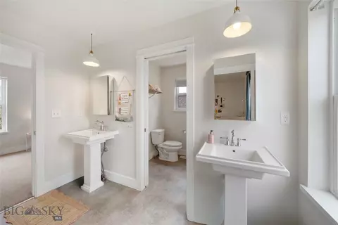 Bath - 314 Cedar St, Manhattan, MT 59741 photo 7 of 9