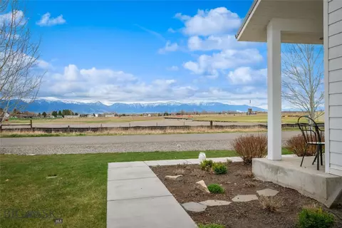 Exterior - 314 Cedar St, Manhattan, MT 59741 photo 5 of 6
