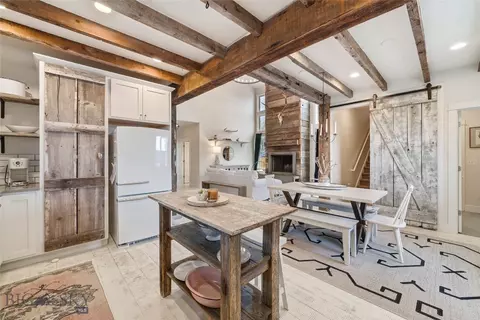 Kitchen - 314 Cedar St, Manhattan, MT 59741 photo 5 of 7