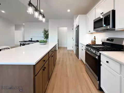 Kitchen - 602 Hailey Dr, Belgrade, MT 59714 photo 9 of 14