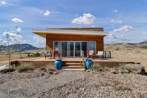 Exterior - 120 Arcturus Dr, Emigrant, MT 59027 photo 1 of 14