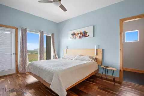 Bedroom - 120 Arcturus Dr, Emigrant, MT 59027 photo 4 of 6