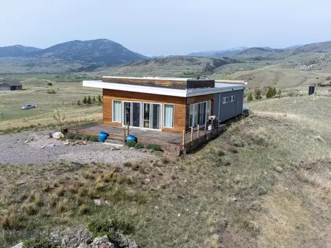 Exterior - 120 Arcturus Dr, Emigrant, MT 59027 photo 9 of 14