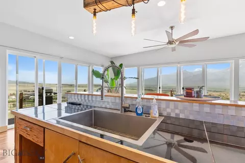 Kitchen - 120 Arcturus Dr, Emigrant, MT 59027 photo 4 of 5