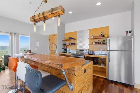 Kitchen - 120 Arcturus Dr, Emigrant, MT 59027 photo 2 of 5