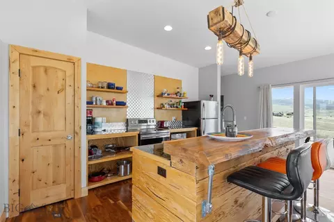 Kitchen - 120 Arcturus Dr, Emigrant, MT 59027 photo 1 of 5