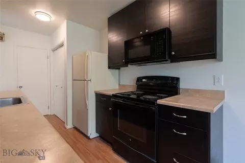 Kitchen - 708 S 16th Ave #D, Bozeman, MT 59715 photo 3 of 5