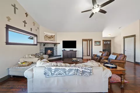 Living - 63 Wheatland Mdws, Three Forks, MT 59752 photo 2 of 5