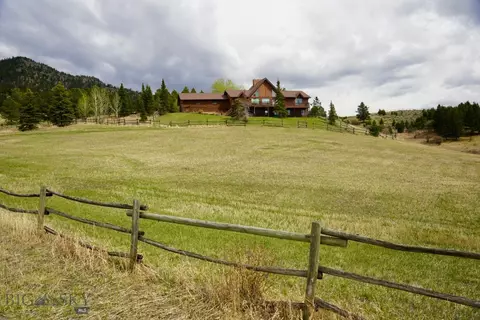6008 Skyline Ln, Bozeman, MT 59715