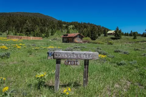 212 Hebgen Lodge Rd, West Yellowstone, MT 59758