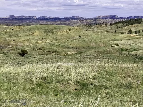 0 Davis Rd, Miles City, MT 59301