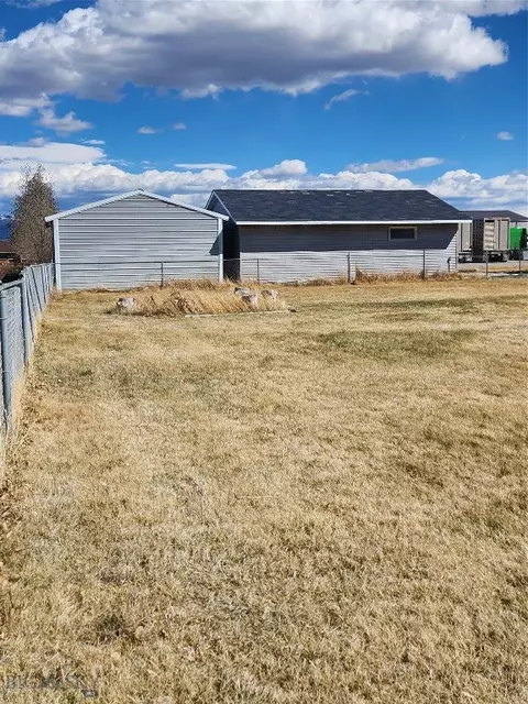 209 Taylor Dr, Dillon, MT 59725 photo 9