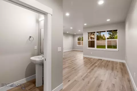 Entry Way - 480 Meriwether Ave, Bozeman, MT 59718 photo 3 of 6