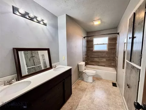 Bath - 915 E Reeder St, Dillon, MT 59725 photo 1 of 3